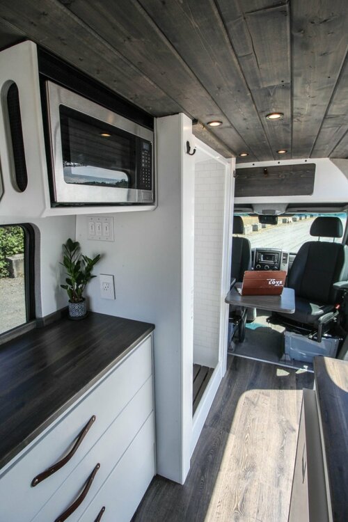 Van-life-Logan-7-2019-19-scaled.jpg